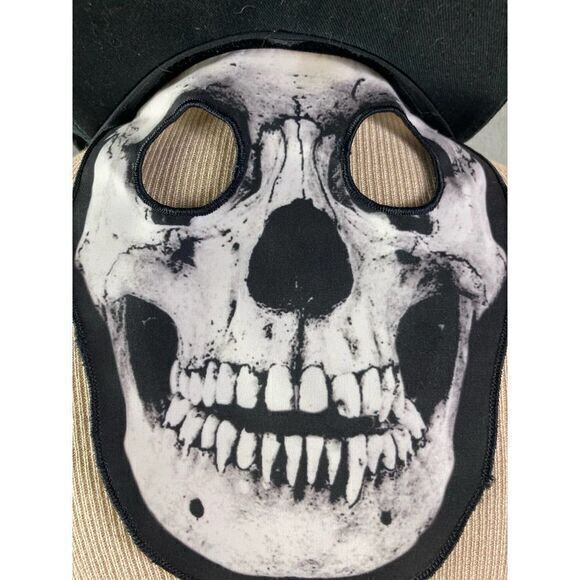 Men's Snapback Hat Gothic Punk Skull Mask Streetwear Cap in Black Stylish Casual - Picture 5 of 9
